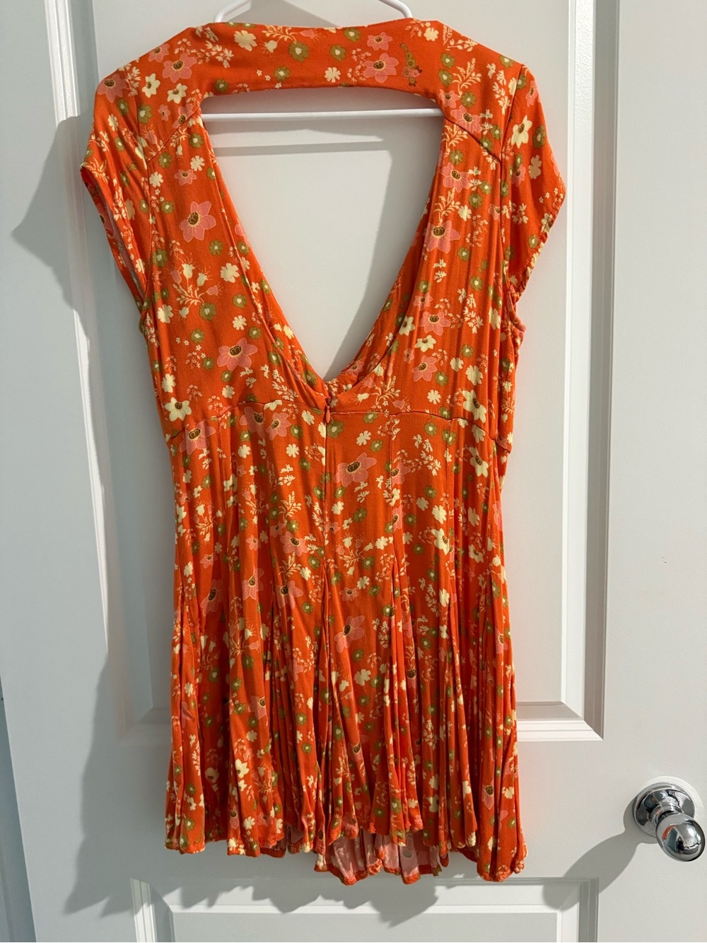 Free People Orange Floral Cutout Twist Front Mini Dress
Medium - Picture 2 of 3